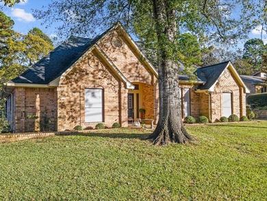 Welcome to 323 Hideaway Lane E, a home that has been on Hide-A-Way Lake Golf Course in Texas - for sale on GolfHomes.com, golf home, golf lot