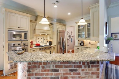 Located on the prestigious Castlewoods golf course, this on Castlewoods Golf Club in Mississippi - for sale on GolfHomes.com, golf home, golf lot