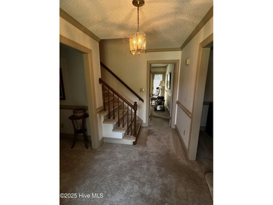 Come see this Cape Cod style home in the much sought after on New Bern Golf and Country Club in North Carolina - for sale on GolfHomes.com, golf home, golf lot