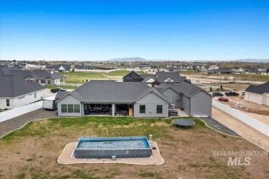 Beautiful, Spacious and Custom! This single level, 3312sf home on Purple Sage Golf Course in Idaho - for sale on GolfHomes.com, golf home, golf lot