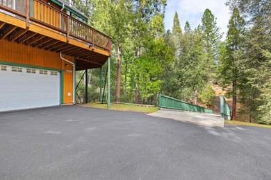 Pine Mountain Gem- a fine custom home accessed by a private on Pine Mountain Lake Country Club in California - for sale on GolfHomes.com, golf home, golf lot