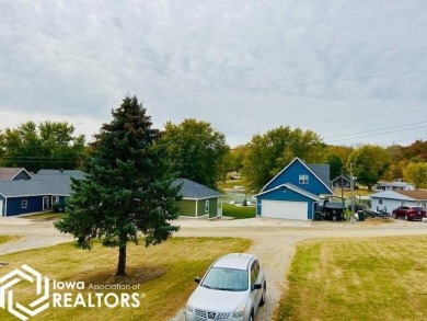 117 Horseshoe Drive may be your perfect lake getaway!  Talk on Montezuma Country Club in Iowa - for sale on GolfHomes.com, golf home, golf lot