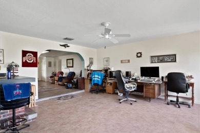 The best of both worlds, Golf and Lake Living. Lake Placid is on Placid Lakes Country Club in Florida - for sale on GolfHomes.com, golf home, golf lot