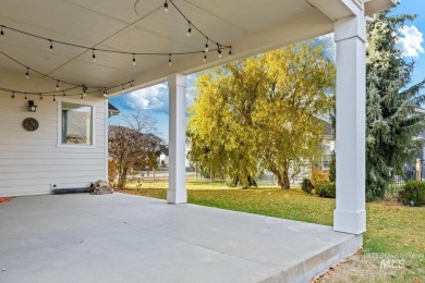 Enjoy a blend of comfort and functionality in this beautiful on Eagle Legacy Golf Course in Idaho - for sale on GolfHomes.com, golf home, golf lot