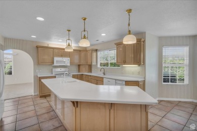 *Seller offering $6,000 towards concessions/carpet allowance** on Sunbrook Golf Course in Utah - for sale on GolfHomes.com, golf home, golf lot