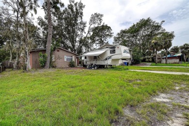 Shore Acres Gem -- Rare Oversized Lot Surrounded by on The Renaisssance Vinoy Golf Club in Florida - for sale on GolfHomes.com, golf home, golf lot