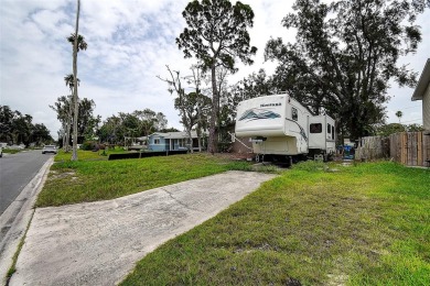 Shore Acres Gem -- Rare Oversized Lot Surrounded by on The Renaisssance Vinoy Golf Club in Florida - for sale on GolfHomes.com, golf home, golf lot