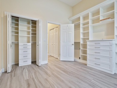Spacious and bright larger 2-bedroom villa plus den and 2 full on University Park Country Club in Florida - for sale on GolfHomes.com, golf home, golf lot