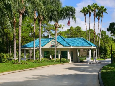 Spacious and bright larger 2-bedroom villa plus den and 2 full on University Park Country Club in Florida - for sale on GolfHomes.com, golf home, golf lot