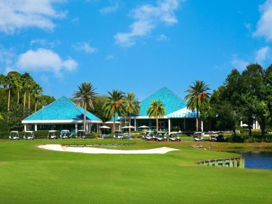 Spacious and bright larger 2-bedroom villa plus den and 2 full on University Park Country Club in Florida - for sale on GolfHomes.com, golf home, golf lot