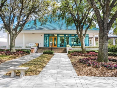 Spacious and bright larger 2-bedroom villa plus den and 2 full on University Park Country Club in Florida - for sale on GolfHomes.com, golf home, golf lot