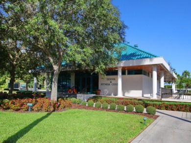 Spacious and bright larger 2-bedroom villa plus den and 2 full on University Park Country Club in Florida - for sale on GolfHomes.com, golf home, golf lot
