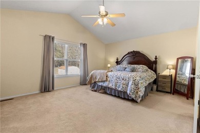 Spacious 5-bedroom, 3-bath home in Diamond City, AR offering 4 on Diamond Hills Country Club in Arkansas - for sale on GolfHomes.com, golf home, golf lot