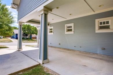 FABULOUS turnkey, energy efficient home in a great location on Stevens Park Golf Course in Texas - for sale on GolfHomes.com, golf home, golf lot