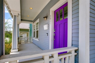 FABULOUS turnkey, energy efficient home in a great location on Stevens Park Golf Course in Texas - for sale on GolfHomes.com, golf home, golf lot