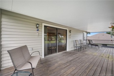 This beautifully maintained home is perfect for the golf lover on Gator Trace Golf and Country Club in Florida - for sale on GolfHomes.com, golf home, golf lot