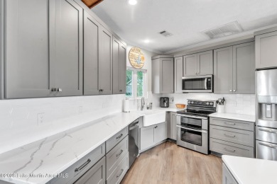 Remodeled 4BR/3BA Lake Home in the gated StillWaters community on Stillwaters Golf and Country Club in Alabama - for sale on GolfHomes.com, golf home, golf lot