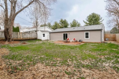 Welcome home to this beautifully updated 3-bedroom, 2-bathroom on Cascades Golf Course in Indiana - for sale on GolfHomes.com, golf home, golf lot