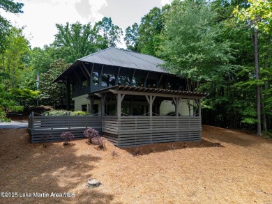 Remodeled 4BR/3BA Lake Home in the gated StillWaters community on Stillwaters Golf and Country Club in Alabama - for sale on GolfHomes.com, golf home, golf lot