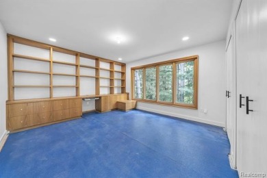 Welcome to this completely updated, over 4,700 square foot condo on Wabeek Country Club in Michigan - for sale on GolfHomes.com, golf home, golf lot