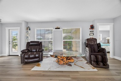 PUNTA GORDA ISLES! PRICED TO SELL 2-BEDROOM, 2-BATH HOME, 2-CAR on Saint Andrews South Golf Club in Florida - for sale on GolfHomes.com, golf home, golf lot