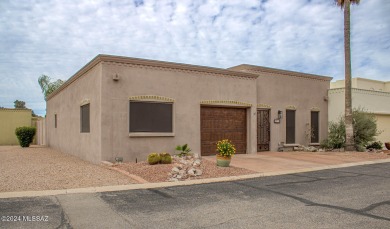 Owned Solar system!! Beautiful End Unit Townhome with upgrades on Omni Tucson National Golf Resort and Spa - Sonoran in Arizona - for sale on GolfHomes.com, golf home, golf lot