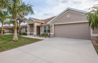 Simply stunning, almost brand new, 4 bed, 3 bath HEATED on Deep Creek Golf Club in Florida - for sale on GolfHomes.com, golf home, golf lot