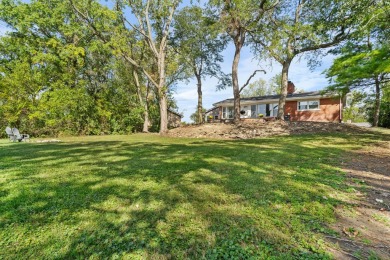 UPDATED ALL BRICK RANCH HOME ON ALMOST 1/2 ACRE PRIVATE LOT*FULL on Olympia Fields Country Club in Illinois - for sale on GolfHomes.com, golf home, golf lot