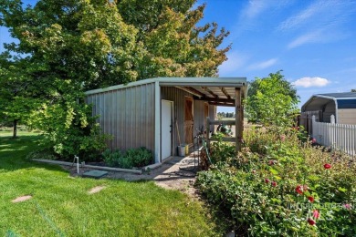 Quality construction, Wide open floor plan, lots of bedrooms on Purple Sage Golf Course in Idaho - for sale on GolfHomes.com, golf home, golf lot
