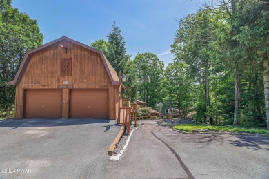 Step inside to discover the impressive design and workmanship of on The Hideout Golf in Pennsylvania - for sale on GolfHomes.com, golf home, golf lot