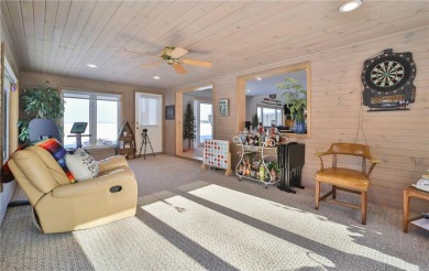 Must see Mille Lacs townhome at Izaty's resort. Step into this 2 on Izatys Golf and Yacht Club in Minnesota - for sale on GolfHomes.com, golf home, golf lot