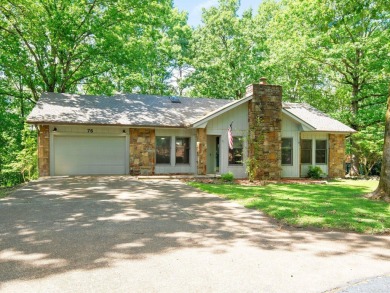 NICE ONE LEVEL 3 BEDROOM 2BATH NEWLY REMODELED!! LEVEL LOT!  New on DeSoto Golf Course in Arkansas - for sale on GolfHomes.com, golf home, golf lot