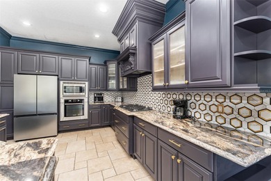 Welcome to The HOLLYWOOD HOUSE!! Located in the beautiful on Reunion Resort Golf Course in Florida - for sale on GolfHomes.com, golf home, golf lot