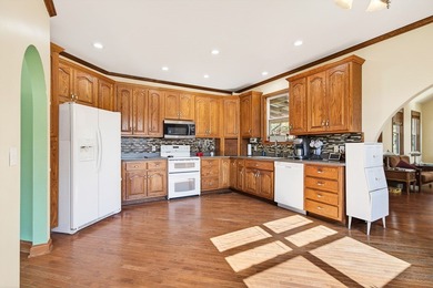 This custom home on 4 acres was created w/ tons of open space on Mountain Ridge Golf Club in Tennessee - for sale on GolfHomes.com, golf home, golf lot