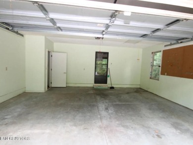 Beautiful 3-bedroom, 2-bath home in the heart of Fairfield Glade on Stonehenge Golf Course in Tennessee - for sale on GolfHomes.com, golf home, golf lot