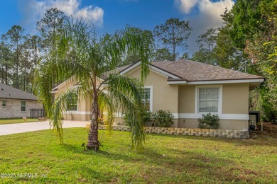 Beautiful 3BR/2BA, 1,778 sq ft home in the desirable Pine Lakes on The Grand Club - Pine Lakes Course in Florida - for sale on GolfHomes.com, golf home, golf lot