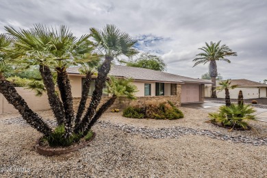 Fantastic Value in Sun City West! Freshly Painted Exterior + on Briarwood Country Club in Arizona - for sale on GolfHomes.com, golf home, golf lot