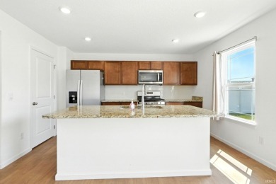 Welcome to this bright and inviting two-story home in the on Colonial Oaks Golf Club in Indiana - for sale on GolfHomes.com, golf home, golf lot