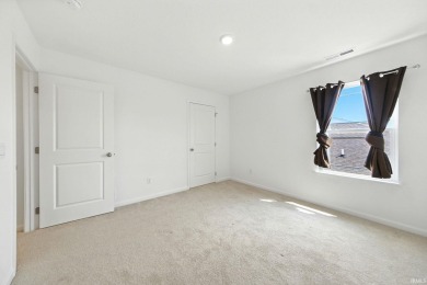 Welcome to this bright and inviting two-story home in the on Colonial Oaks Golf Club in Indiana - for sale on GolfHomes.com, golf home, golf lot