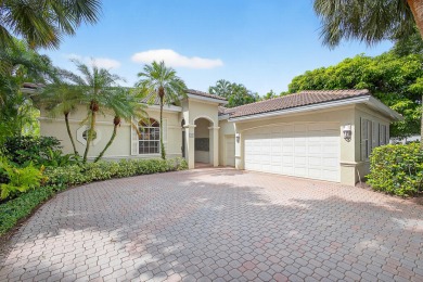 Lovely 3-bedroom, 3.5 bath + den home that is move-in ready! on The Club At Admirals Cove Golf Village in Florida - for sale on GolfHomes.com, golf home, golf lot