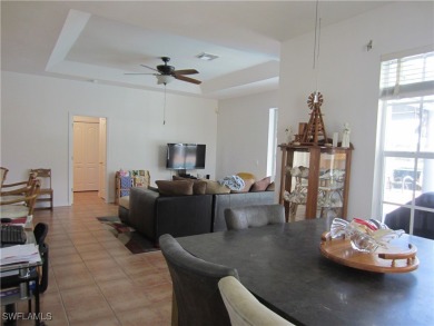 10,000 SELLER CONCESSIONS. BRING ALL OFFERS, SELLERS ARE VERY on Mirror Lakes Golf Club in Florida - for sale on GolfHomes.com, golf home, golf lot