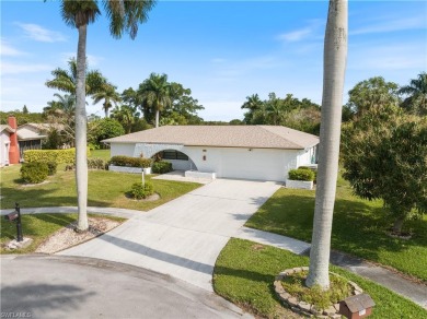 An Absolute STEAL in Lakewood. This fantastically on The Glades Golf and Country Club in Florida - for sale on GolfHomes.com, golf home, golf lot
