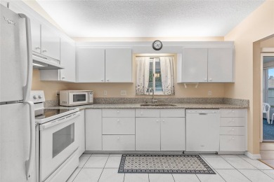 NEW ROOF (2023), NEW HVAC (2016)! Located in the Desirable 55+ on The Links of Spruce Creek in Florida - for sale on GolfHomes.com, golf home, golf lot