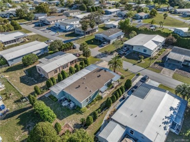 Check out this adorable mobile home in a 55+ desirable community on Brookridge Country Club in Florida - for sale on GolfHomes.com, golf home, golf lot