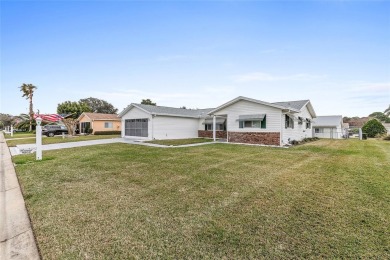 NEW ROOF (2023), NEW HVAC (2016)! Located in the Desirable 55+ on The Links of Spruce Creek in Florida - for sale on GolfHomes.com, golf home, golf lot