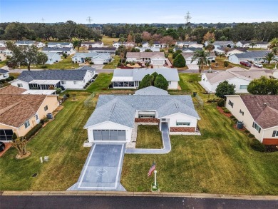 NEW ROOF (2023), NEW HVAC (2016)! Located in the Desirable 55+ on The Links of Spruce Creek in Florida - for sale on GolfHomes.com, golf home, golf lot