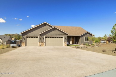 ''Your Dreamy Destination!!'' This Gorgeous almost brand new on Elephant Rocks at Williams in Arizona - for sale on GolfHomes.com, golf home, golf lot