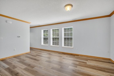 Popular tri-level townhome in West Des Moines, moments from Des on Des Moines Golf and Country Club in Iowa - for sale on GolfHomes.com, golf home, golf lot