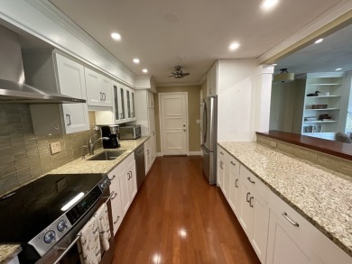 This 2nd fl condo at Royal Crest Country Club is move-in ready on Royal Crest Country Club in Massachusetts - for sale on GolfHomes.com, golf home, golf lot