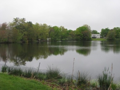 This 2nd fl condo at Royal Crest Country Club is move-in ready on Royal Crest Country Club in Massachusetts - for sale on GolfHomes.com, golf home, golf lot